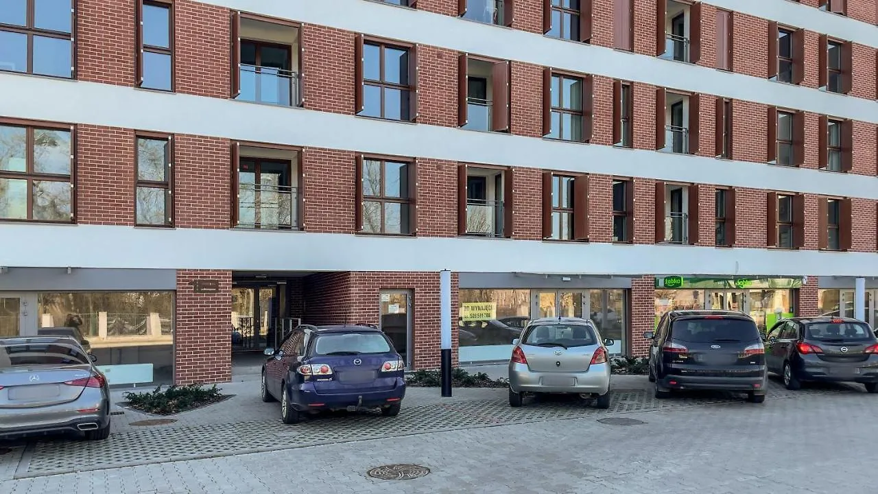 Bukowska 18 Apartment With Balcony Mtp Poznan By Renters 0*,  ポーランド