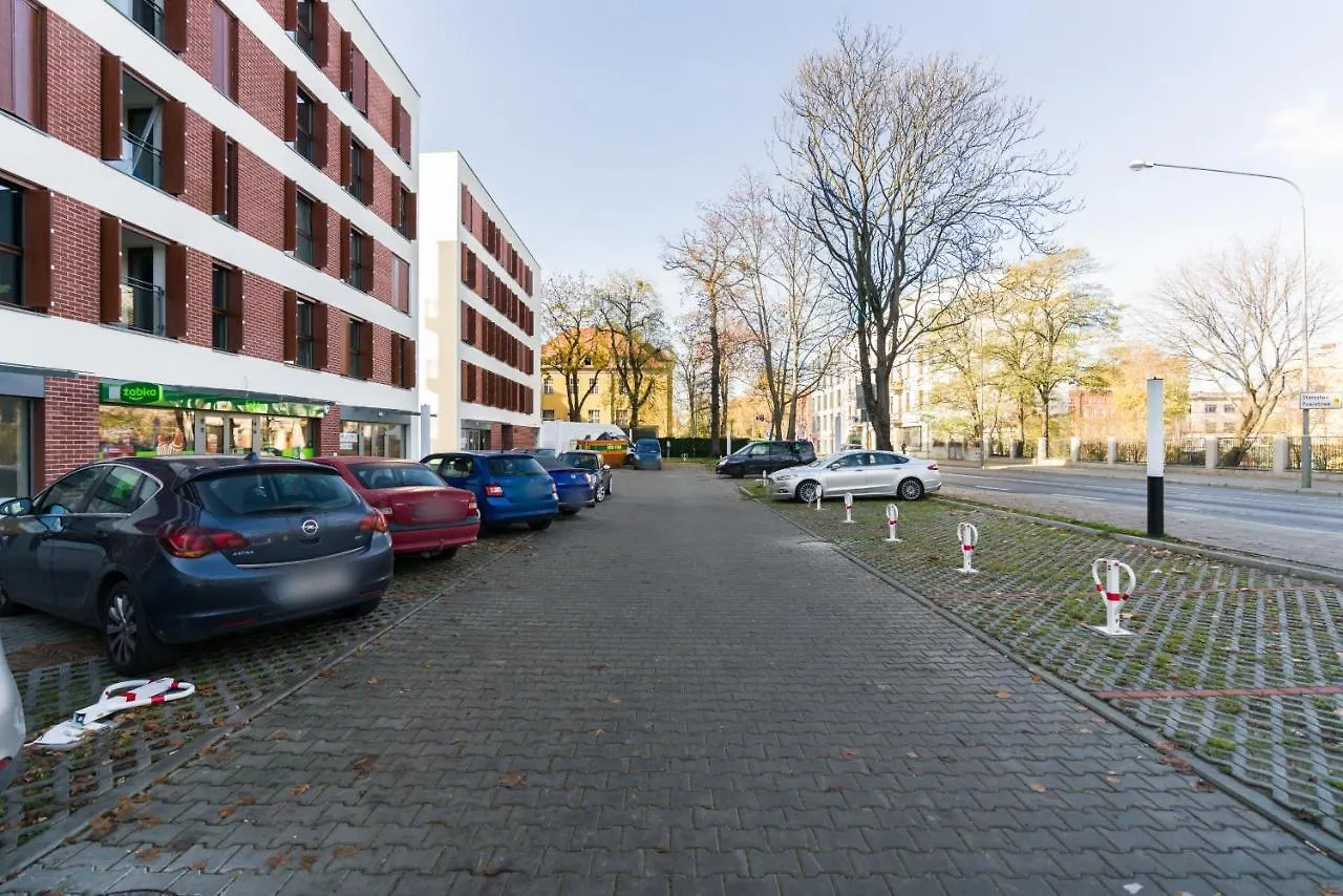 Bukowska 18 Apartment With Balcony Mtp Poznan By Renters